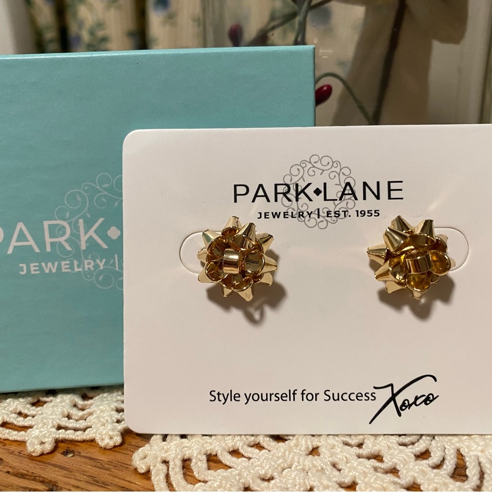 Park Lane Gold Bow Earrings